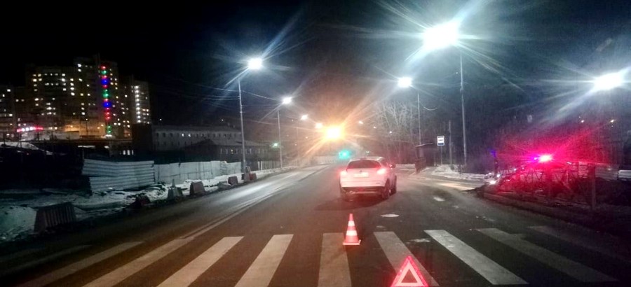 В Иркутске под колеса автомодиля попал школьник