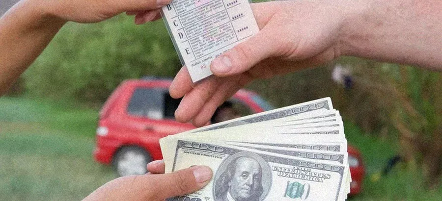 Хотел купить права, а получил 2 года 6 месяцев условно