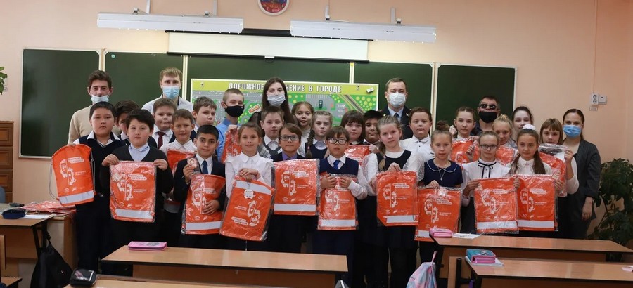 Школьники Иркутской области принимают участие в онлайн-олимпиаде по безопасности дорожного движения